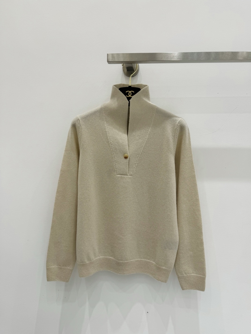 Loro Piana Sumptuous Cashmere Funnel Neck Pullover Sweater in Cream