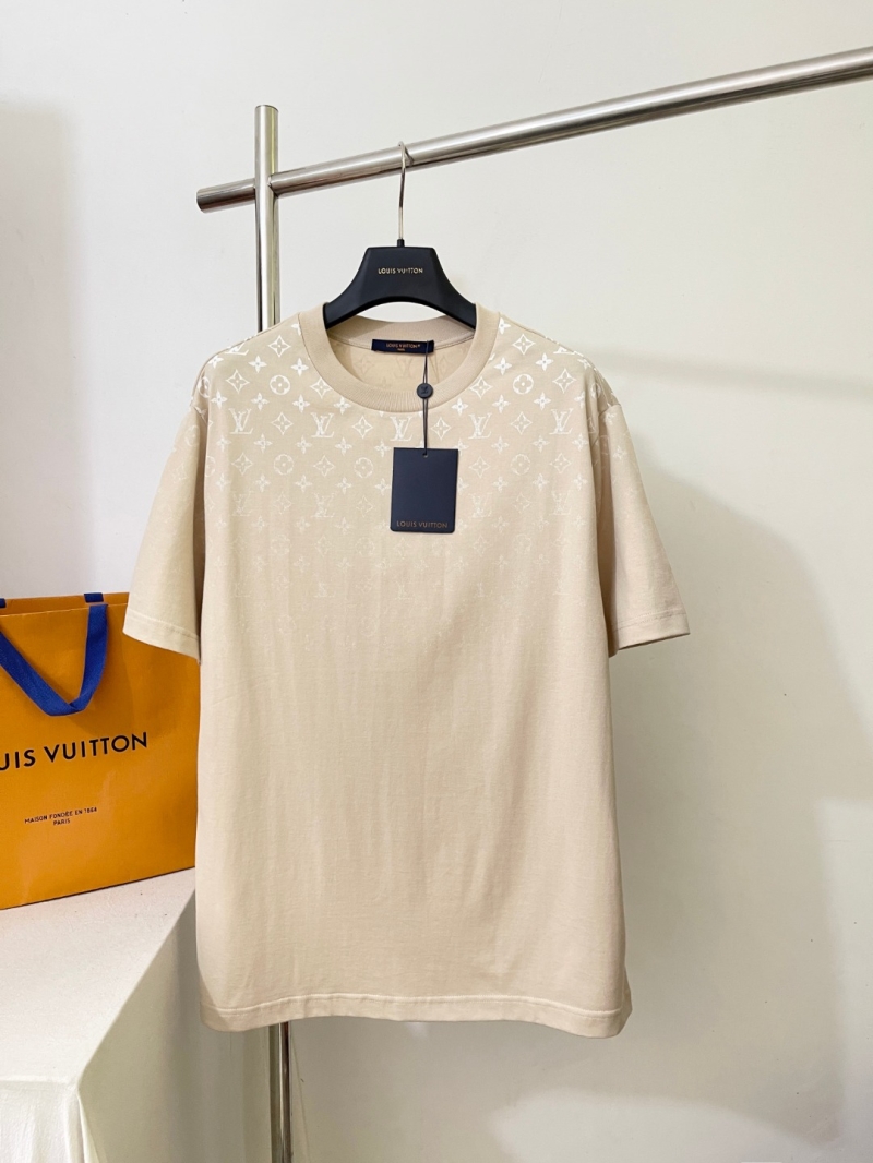 Louis Vuitton Unisex Gradient Monogram T-Shirt in Beige