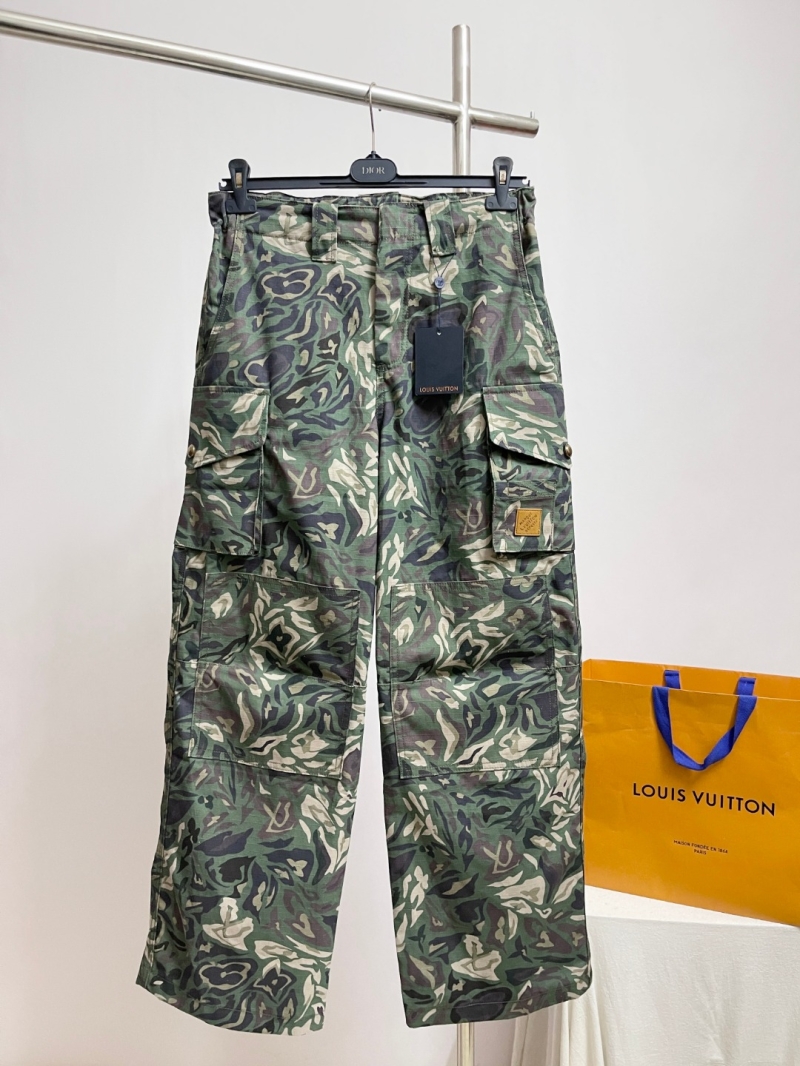 Louis Vuitton LV x Nigo Limited Edition Monogram Camouflage Cargo Trousers | Unisex Relaxed Fit Utility Pants