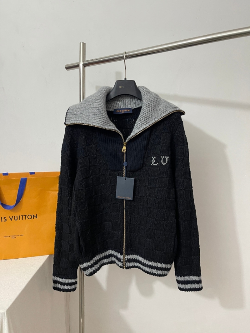 Louis Vuitton Damier Textured Wool-Cotton Blend Zip-Up Cardigan in Navy and Heather Grey