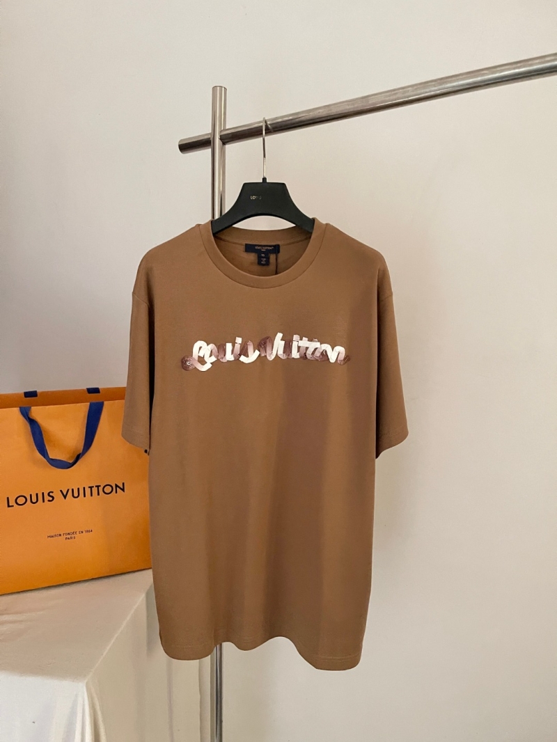 Louis Vuitton Signature Ribbon Script Logo T-Shirt in Tobacco Camel