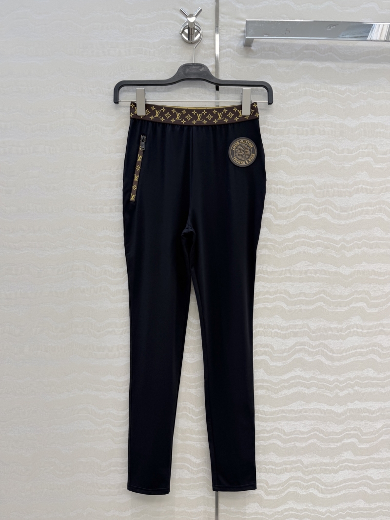 Louis Vuitton Monogram Trim Spandex Blend High-Waist Slimming Yoga Leggings in Black