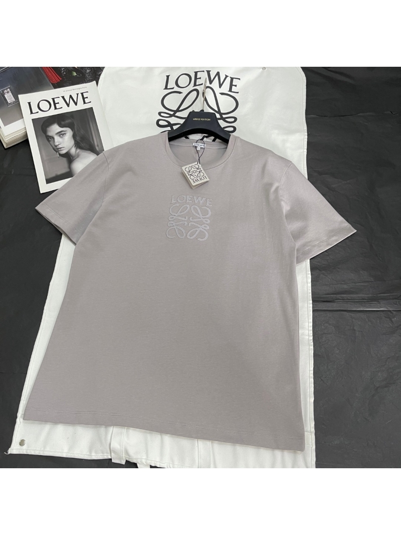 Loewe Unisex Short Sleeve T-Shirt - Chic & Versatile