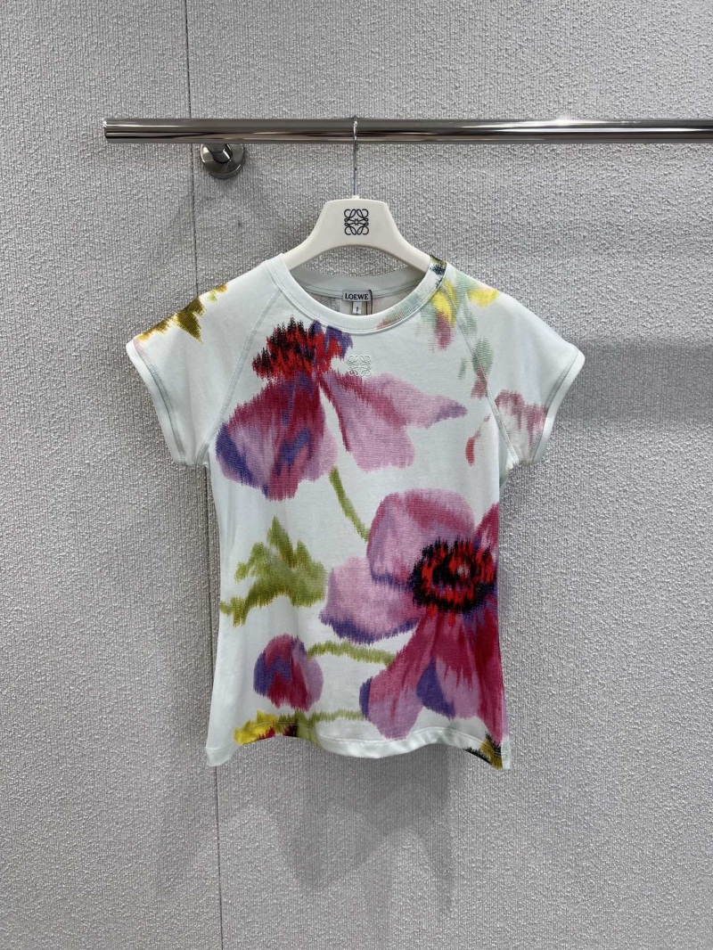 Loewe Spring/Summer 2025 Floral Tie-Dye Crew Neck T-Shirt - Exclusive Slim Fit Design