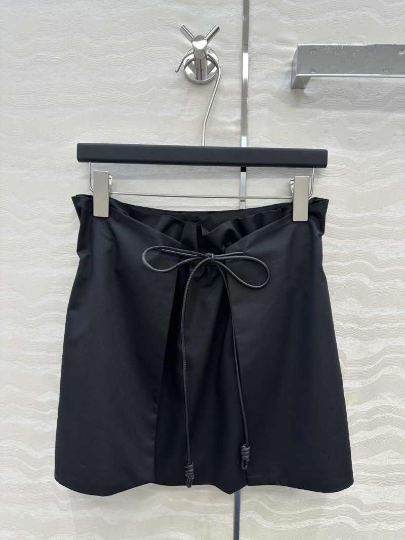 Loewe Elegant Black Pleated Drawstring Panel Skirt