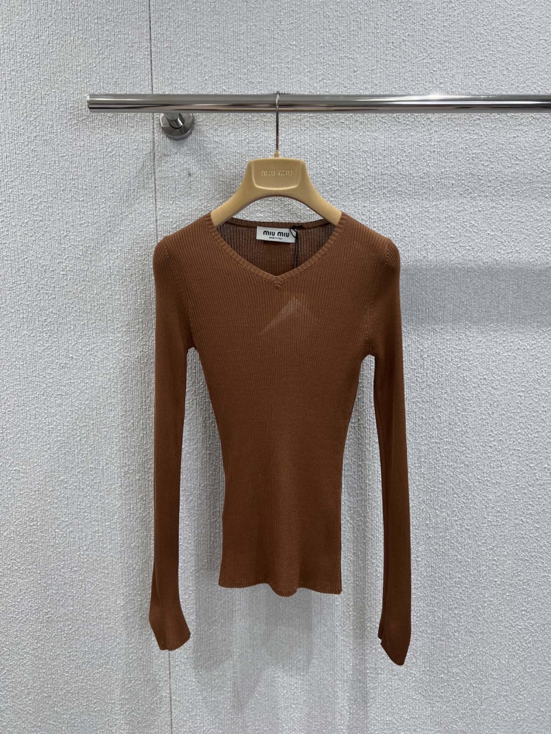 Miu Miu 25FW Minimalist V-Neck Wool Base Layer Top in Brown