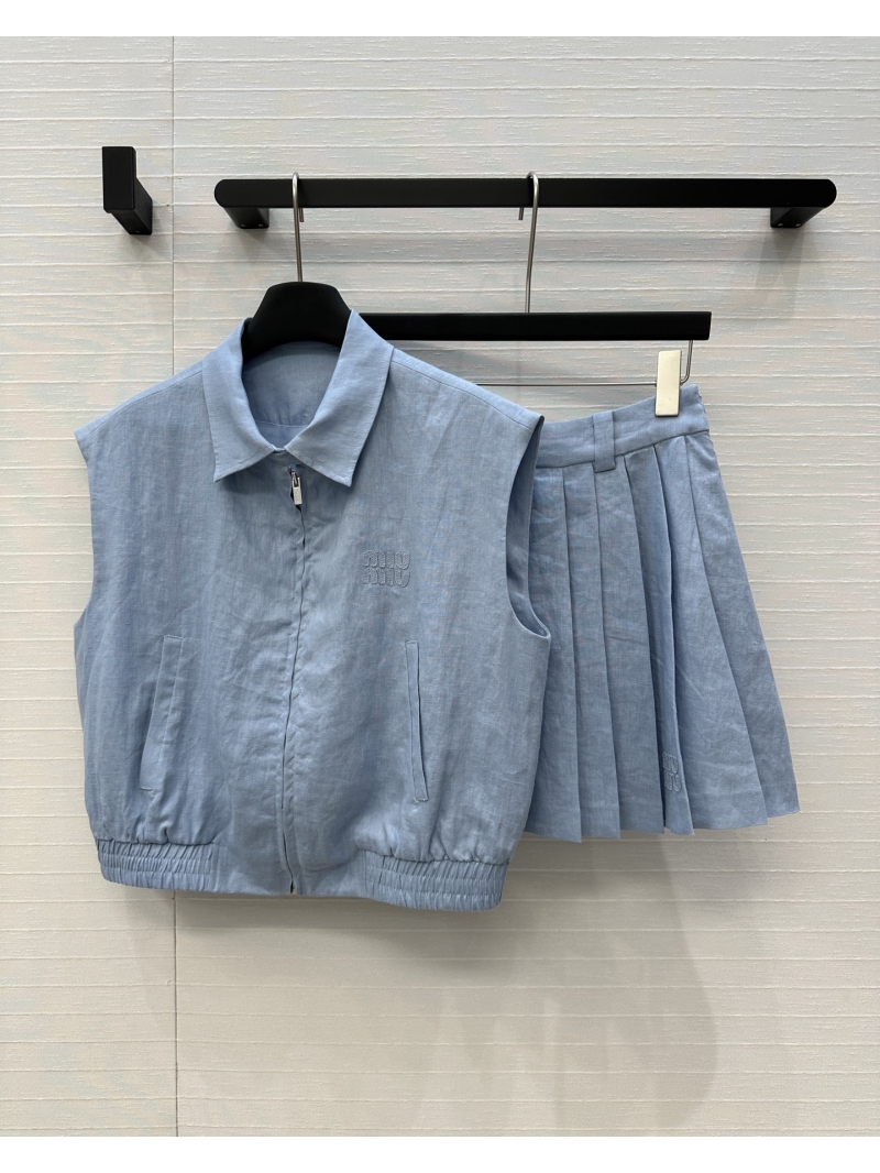 Miu Miu Intellectual Linen Set - Chic Vest & Pleated Skirt Ensemble