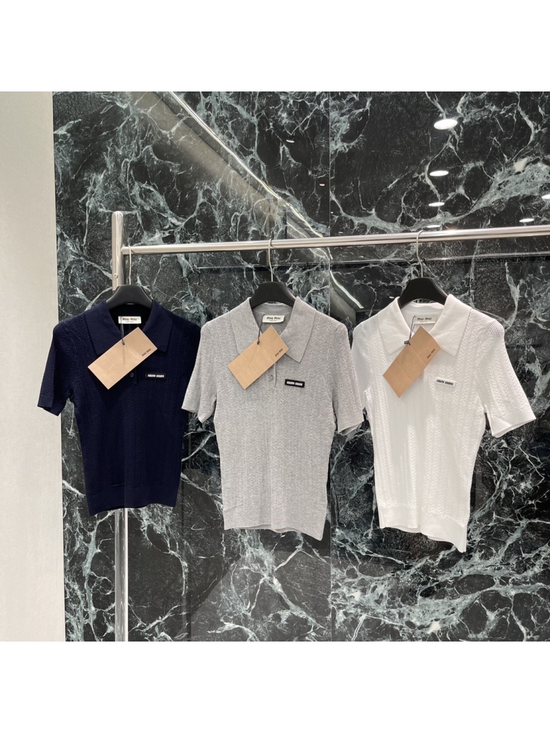 Miu Miu Summer 2023 Knitted Short-Sleeve Polo with Logo Badge
