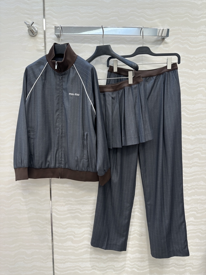 Miu Miu Exclusive Luxe Wool Blend Collar-Detailed Jacket in Sophisticated Grey Stripe