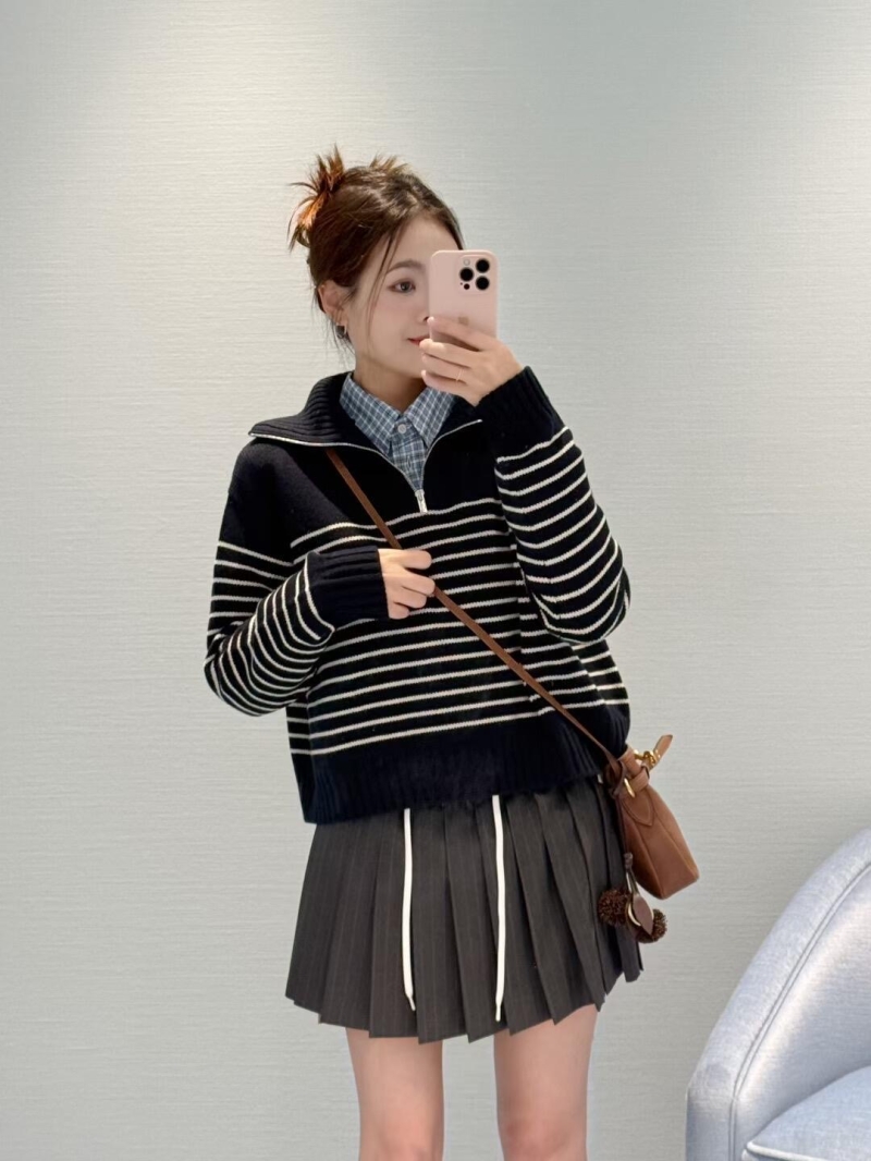 Miu Miu 25Fw Early Autumn Collection Striped Sweater - Black & White | Semi-Zip Design, Luxe Cashmere Yarn, Youthful Elegance