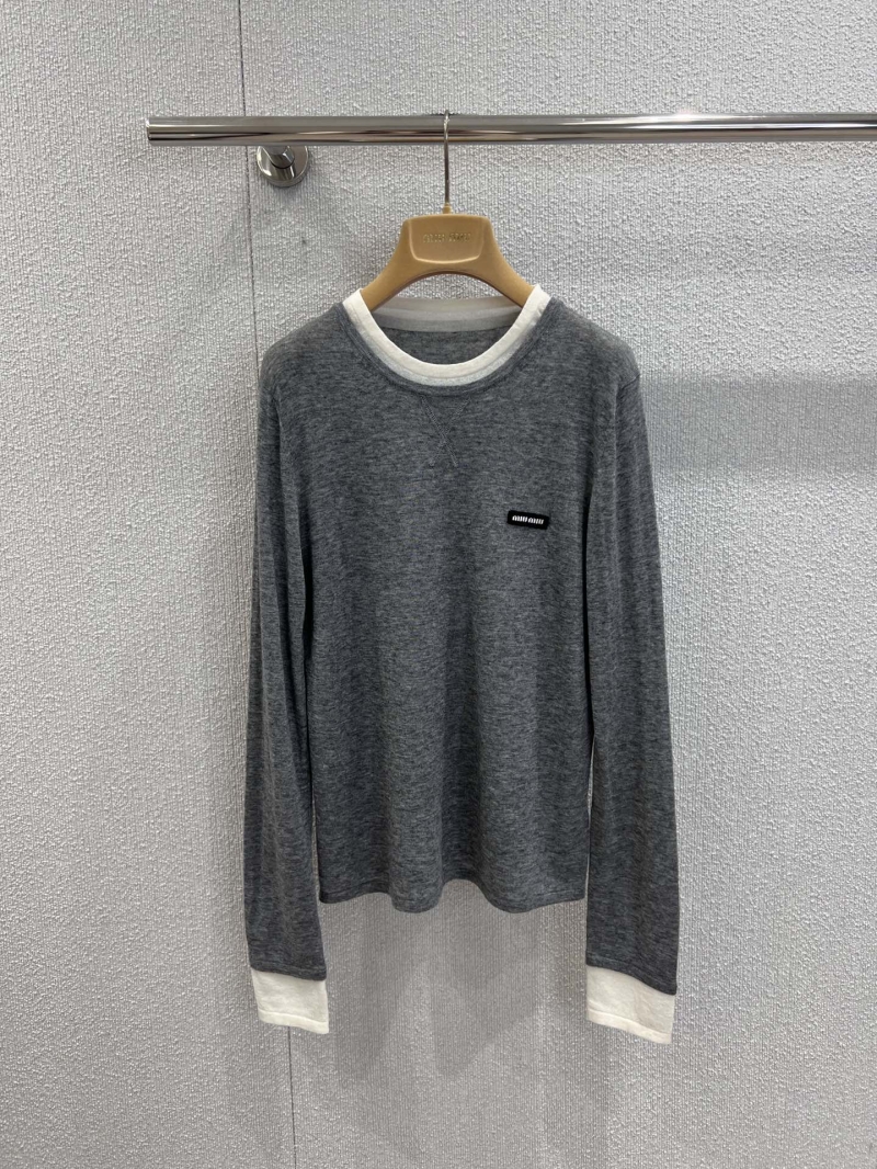 Miu Miu Early Fall Alphabet Logo Two-Tone Wool Long Sleeve Base Layer in Gray