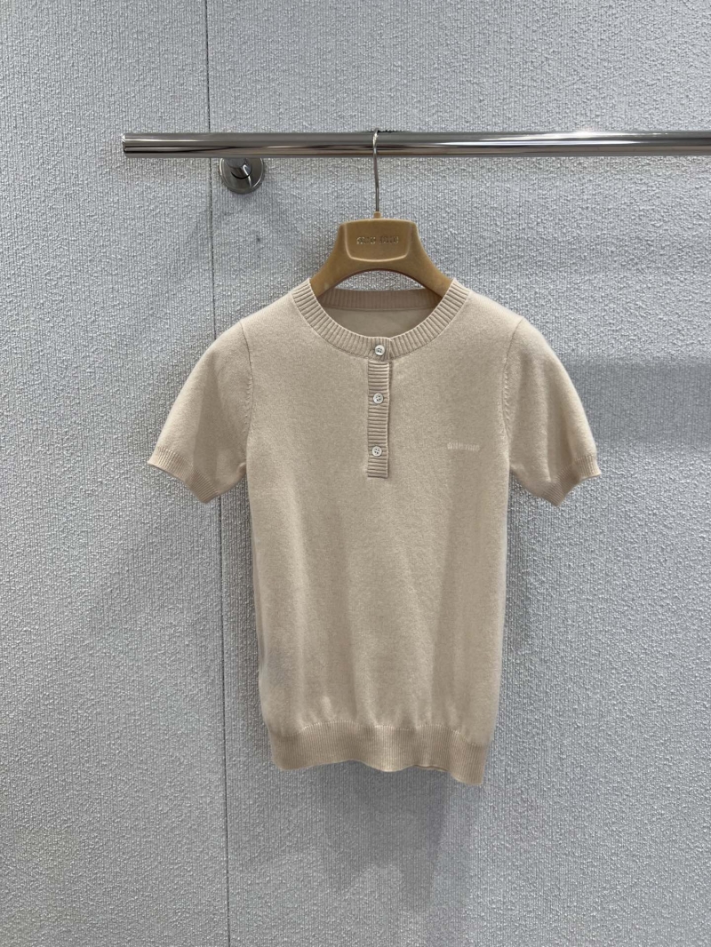 Miu Miu Early Spring 2026 Short-Sleeve Cashmere Knit Top with Three-Button Placket in Soft Beige - Tailored Fit, Cropped Length, Minimalist Luxury