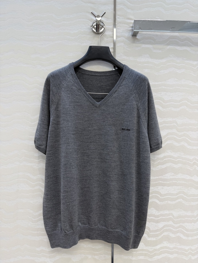 Miu Miu 100% Sheep Wool Oversized V-Neck Short Sleeve Top in Heather Gray