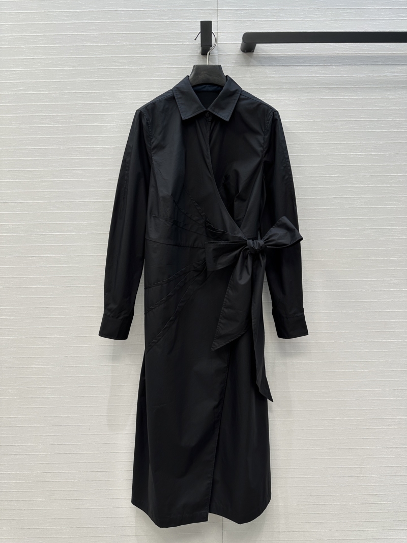 Max Mara Exclusive Wrap Tie Collar Dress in Black - Luxe Cotton with Elegant Draping