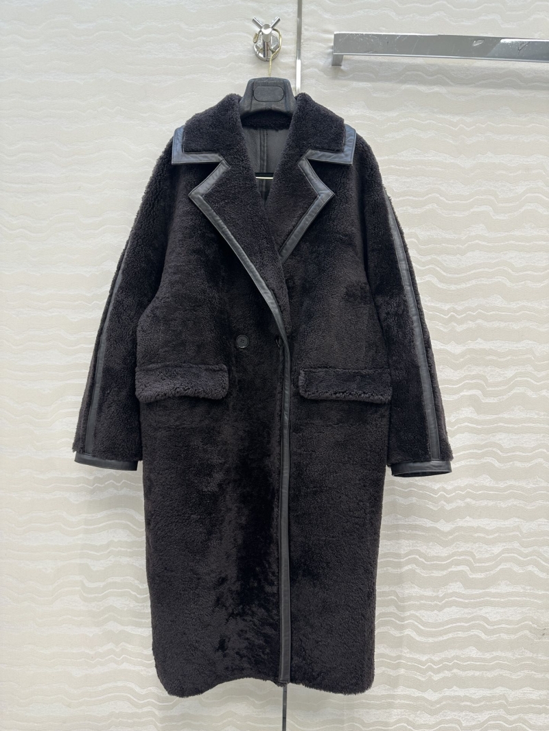 Maxmara Spanish Lamb Fur & Leather Oversized Lapel Coat - Handcrafted Luxury Winter Wear