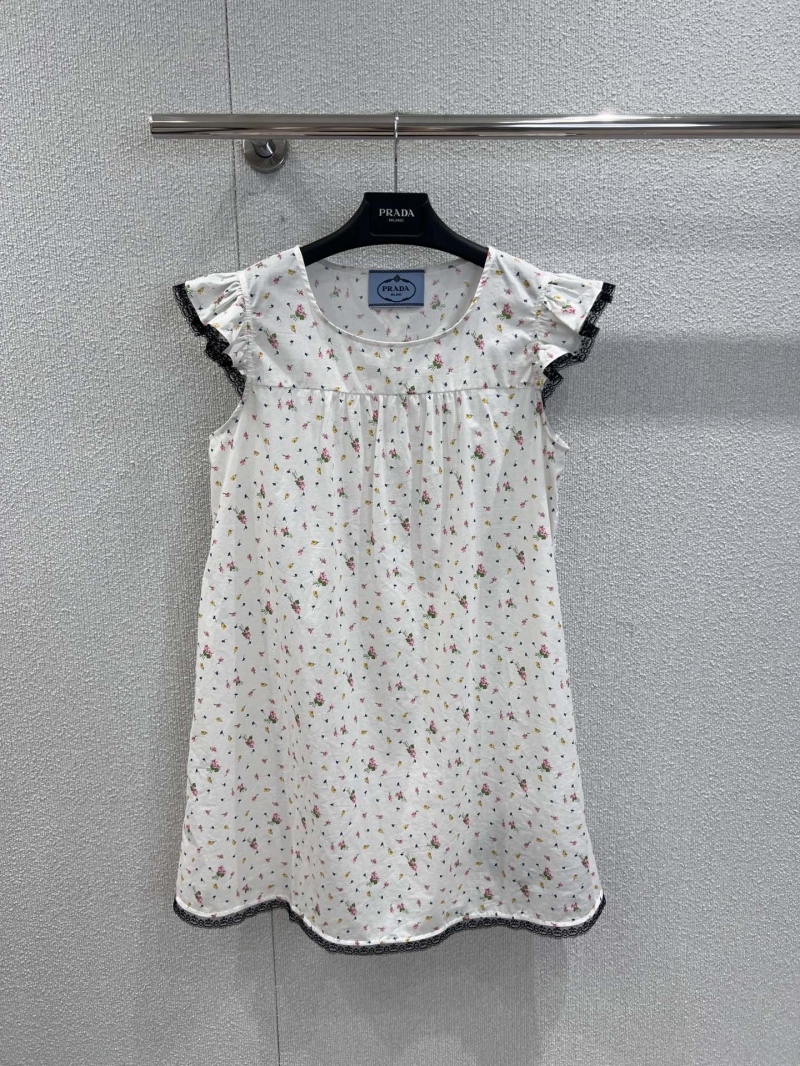 Prada Spring/Summer Floral Dress with Ruffle Sleeves - Elegant & Exclusive