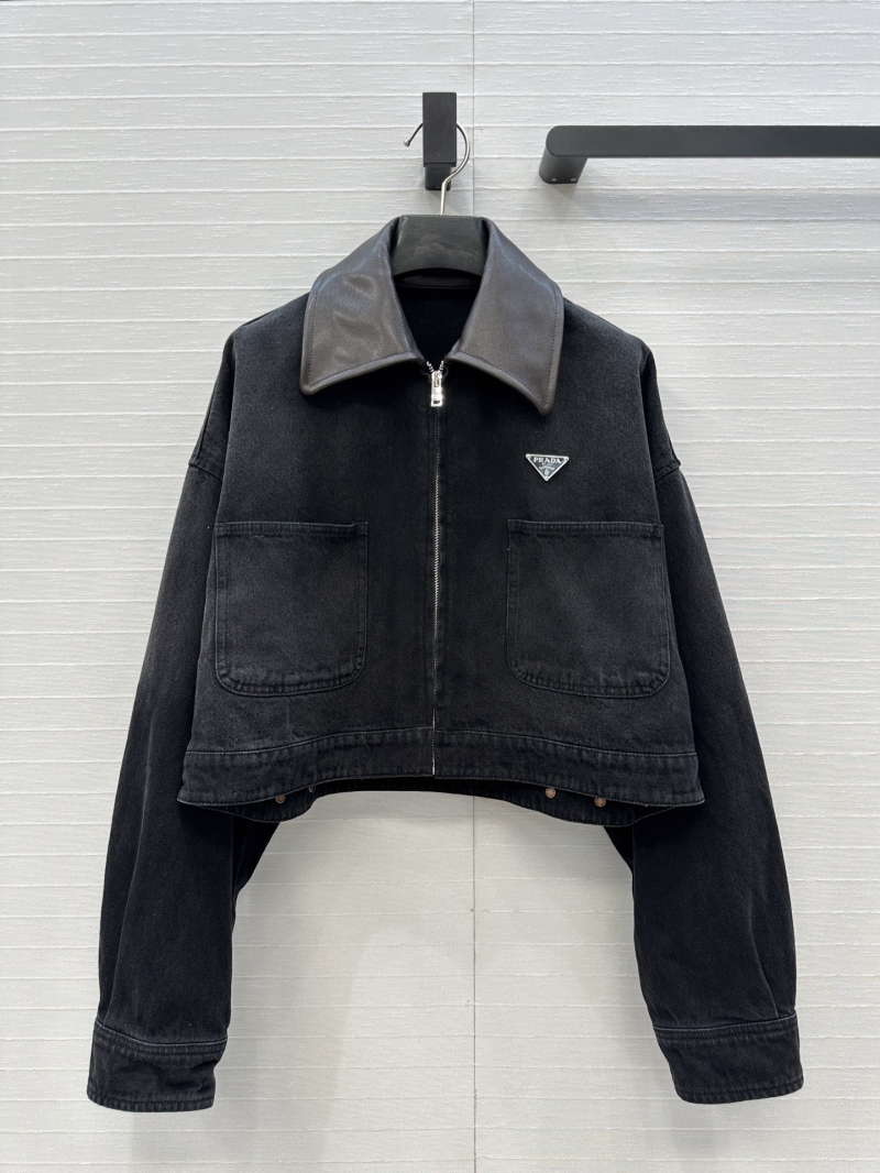 PRADA High-Intelligence Style Enzyme-Washed Vintage Leather Collar Denim Jacket in Black