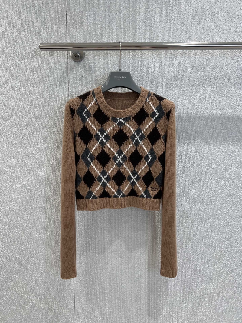Prada 25FW Early Autumn Color-Block Diamond Pattern Logo Knit Sweater in Camel