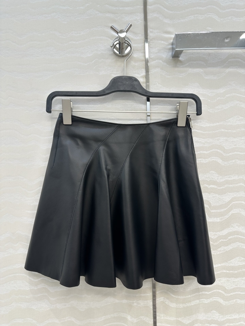 Ralph Lauren Purple Label Classic American Prep School Lambskin Leather Skirt in Black