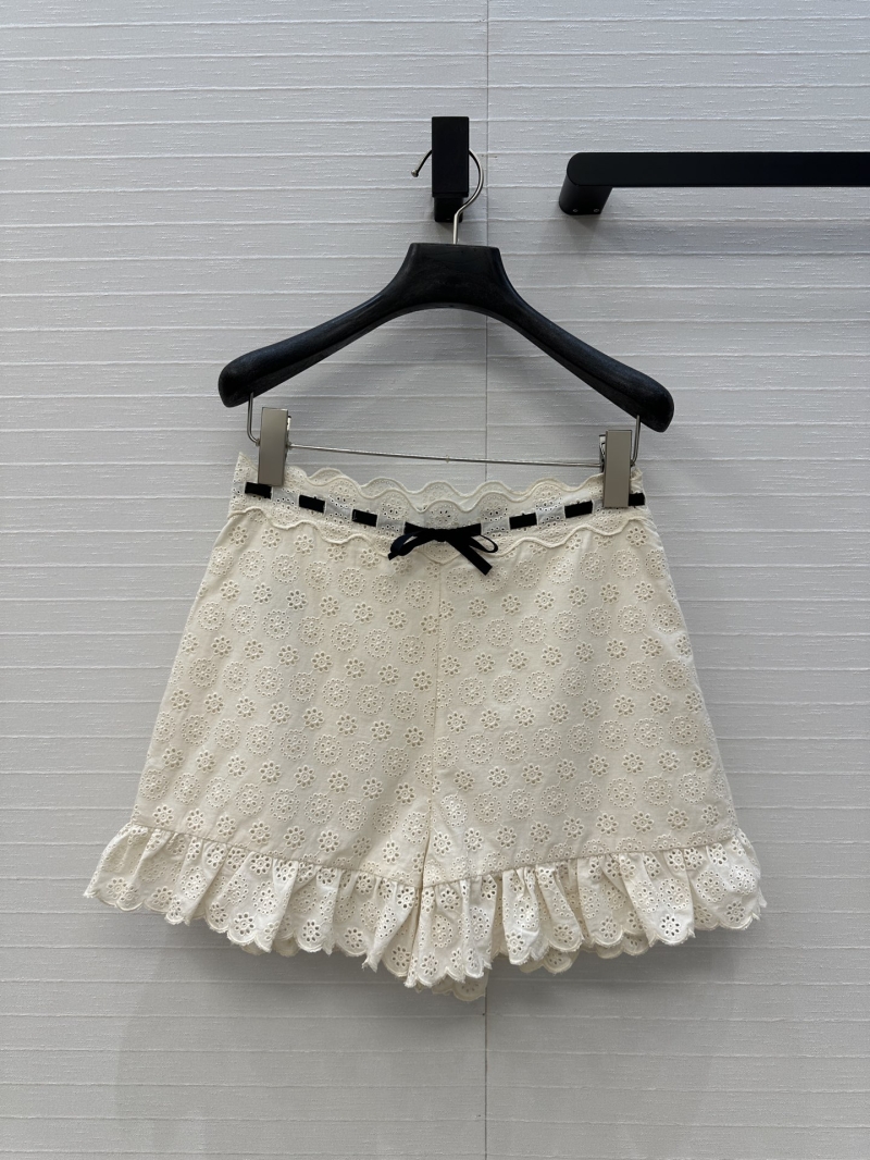 Valentino Exclusive French Romantic Daisy Sancallo Lace Shorts - High Waist Cotton Embroidered Luxury