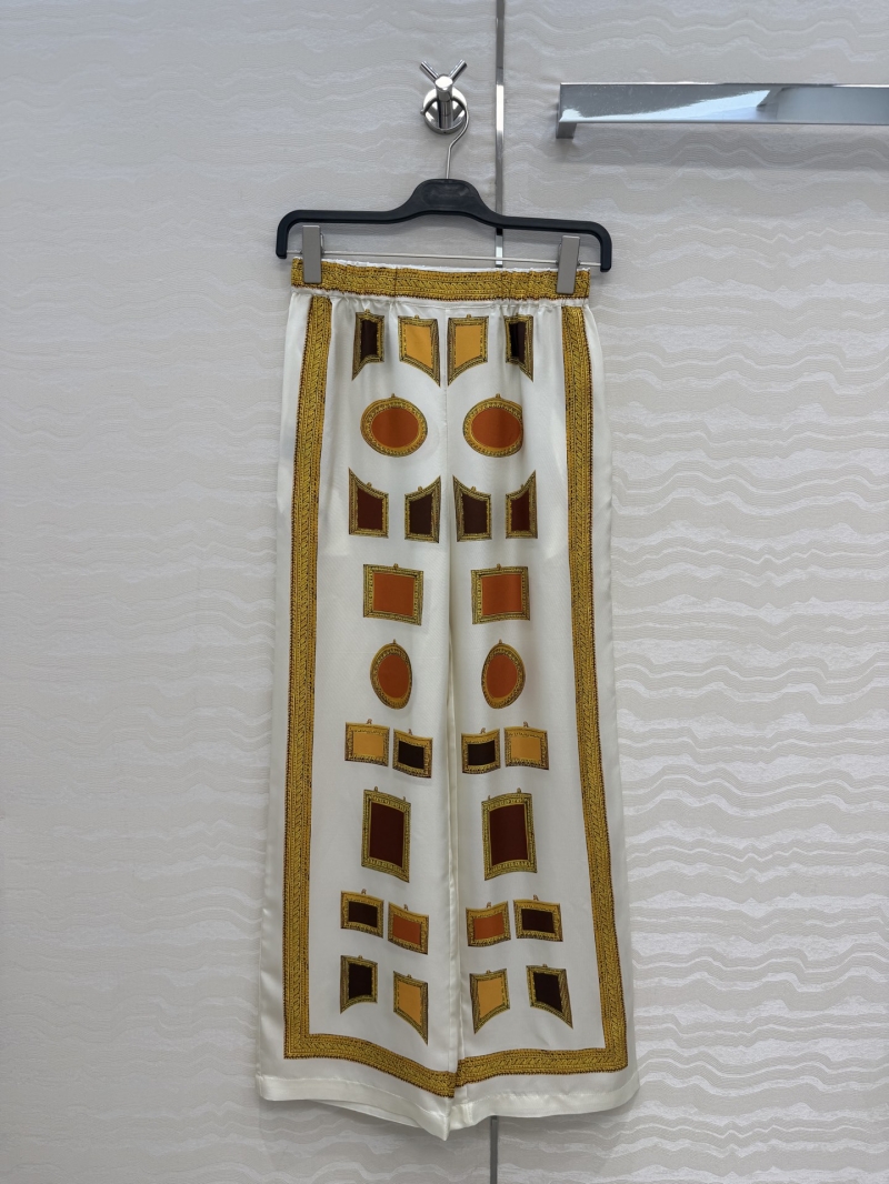 Versace Limited Edition The Gallery 100% Silk Twill Straight-Leg Pants in Multi-Color Art Print