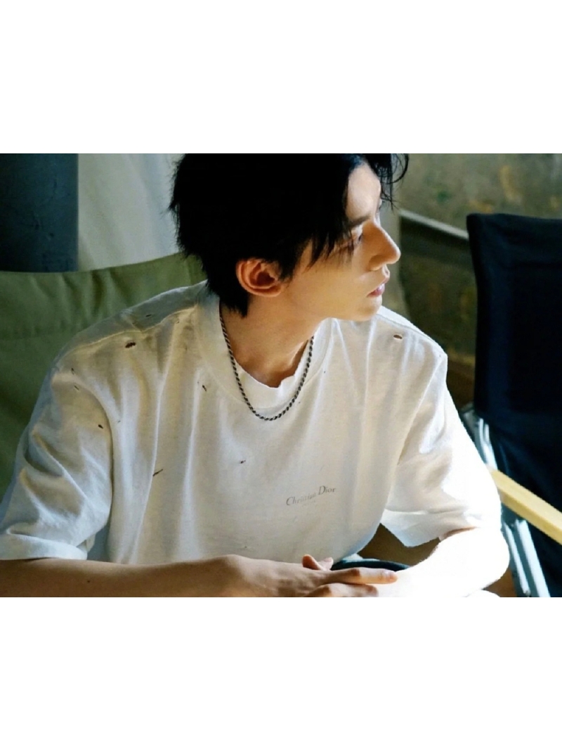 Dior CD New Distressed Letter Print T-Shirt in White, Unisex