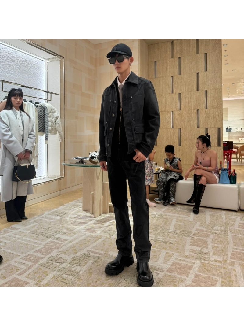 Louis Vuitton Monogram Burn-Out Straight-Leg Jeans in Washed Black