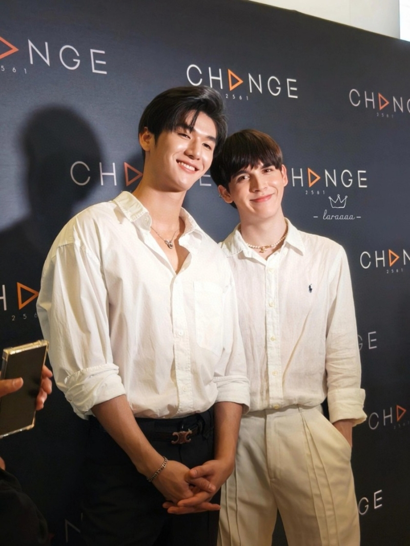 Ralph Lauren Unisex Embroidered Linen Shirt in White