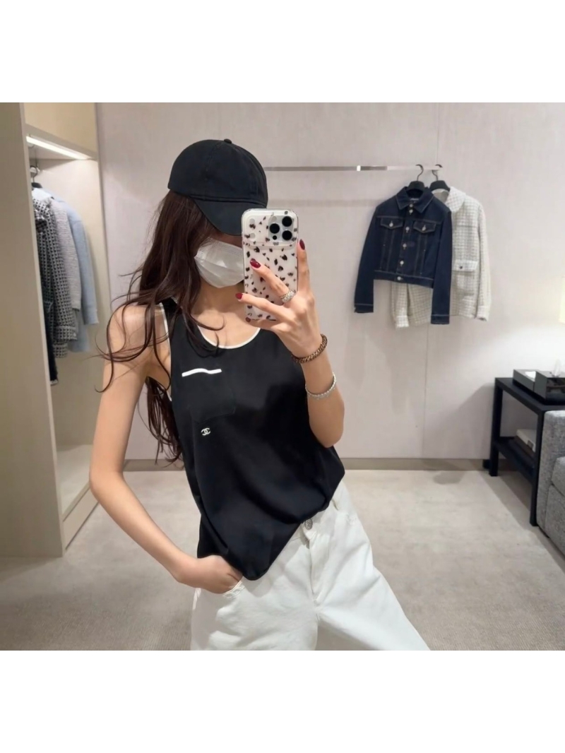Chanel Exquisite Silk Pocket Sleeveless Tank Top in Black and White