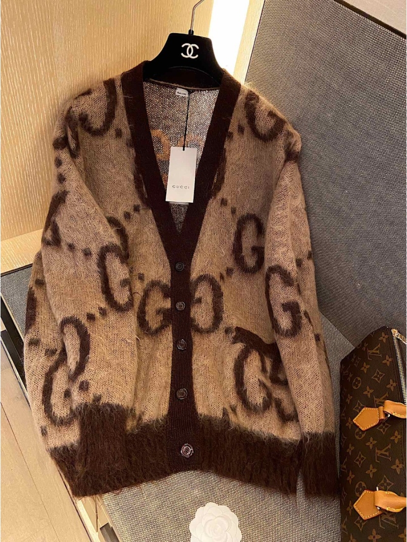 Gucci GG Reversible Mohair Cardigan: Dual-Sided Elegance