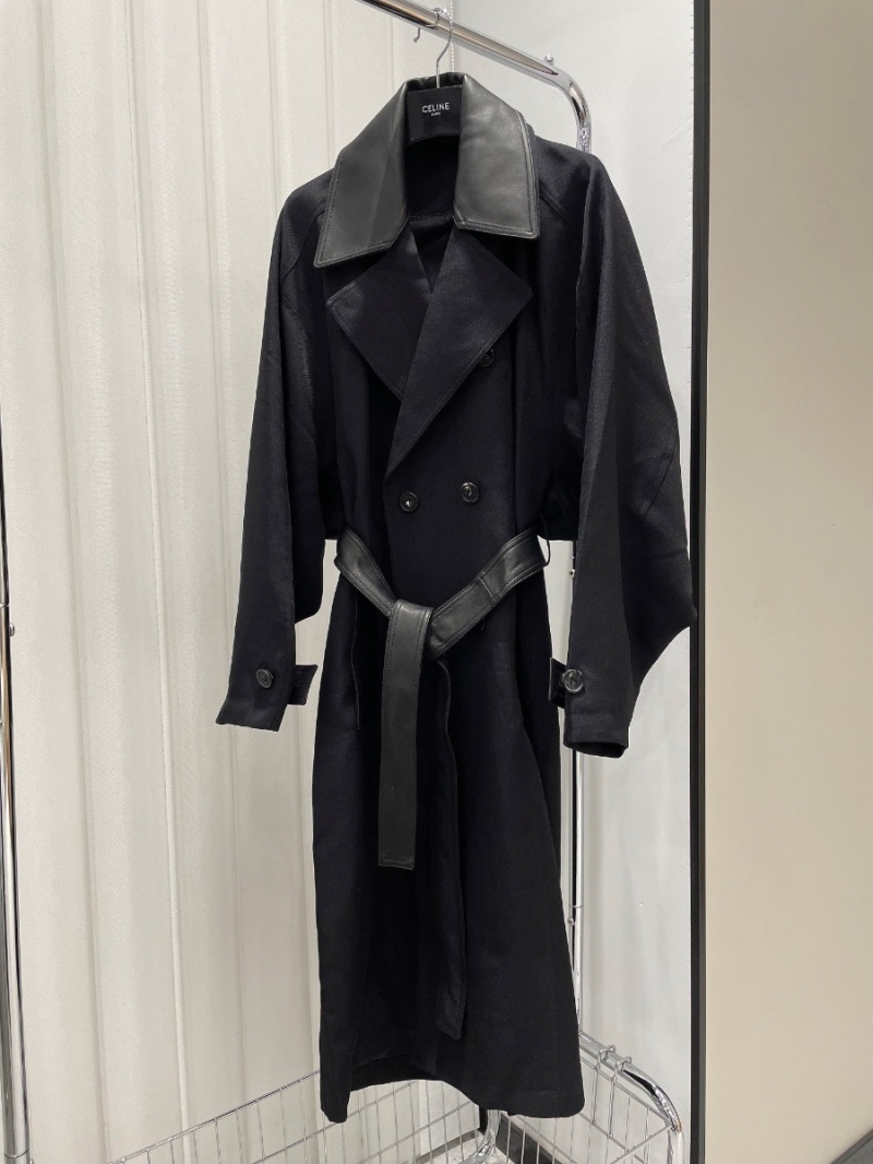 Contrast Collar Trench Coat by Bottega Veneta. Black