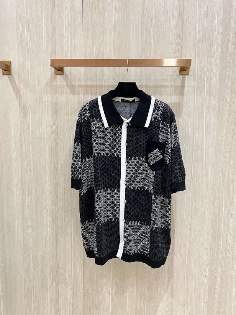 Louis Vuitton New Release. Black and White Checkered Short Sleeve Shirt Set