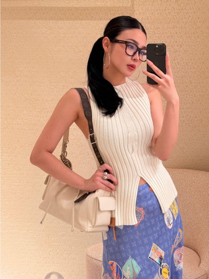 Louis Vuitton Flight Mode Exclusive Knitted Slit Tank Top