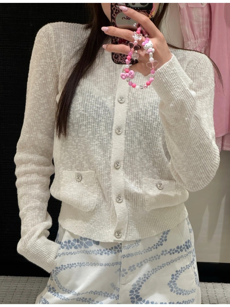 Chanel Coco Beach Spring-Summer Slim-Fit Cardigan - White Cotton Knit Luxe Elegance