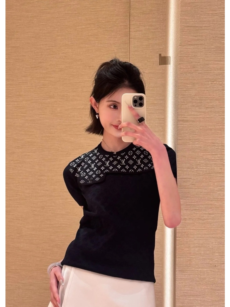 Louis Vuitton LV New Collection Knit Short Sleeve Top in Navy Blue Monogram Jacquard