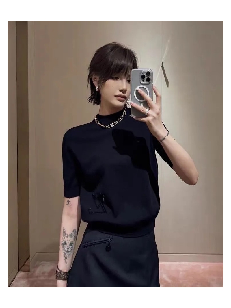Louis Vuitton Cashmere Embroidered Short Sleeve Top - Luxe Black