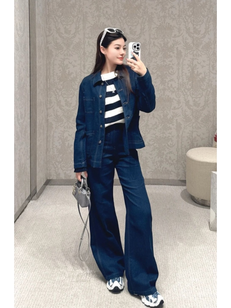 Dior Exclusive Contrast Stitch Denim Jacket - Luxe Dark Wash with Retro Flair