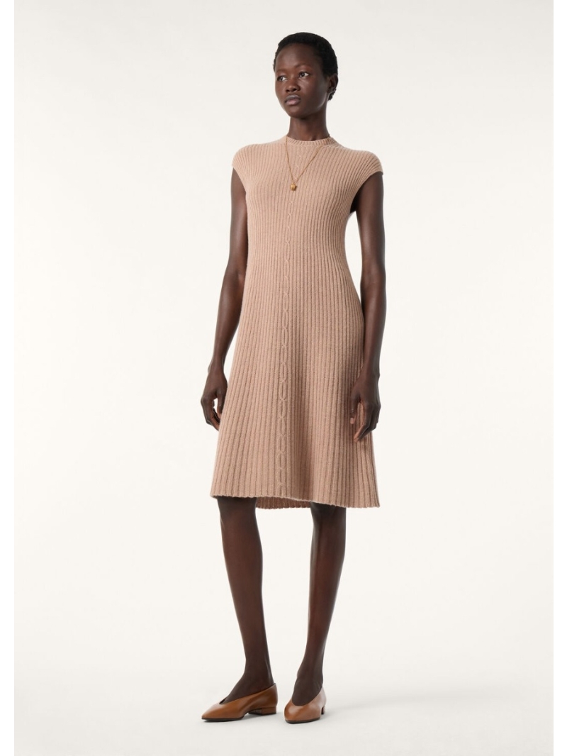 Loro Piana Luxe Plane Tree Cashmere Dress - Exclusive High-End Elegance