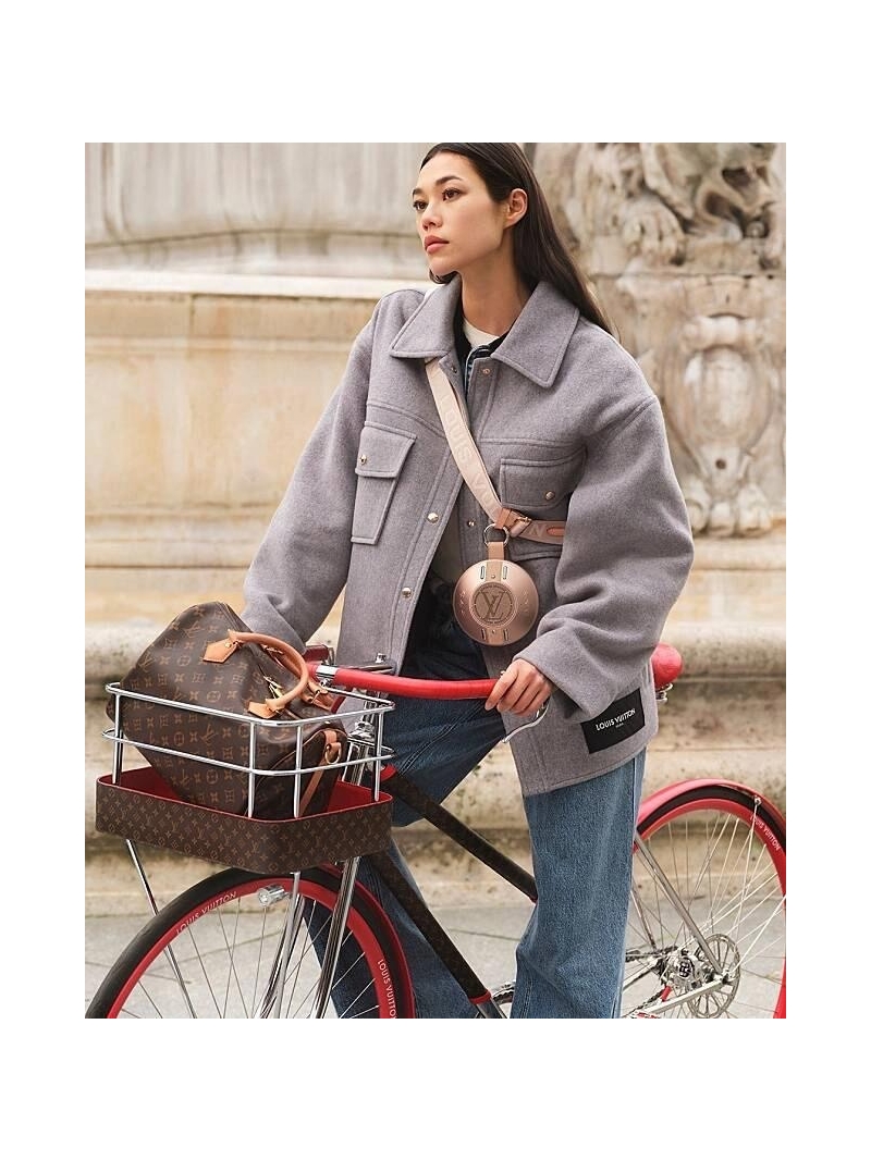 Louis Vuitton Light Gray Wool Double-Faced Shirt Jacket - Oversize Luxury Blazer with Gold Buttons