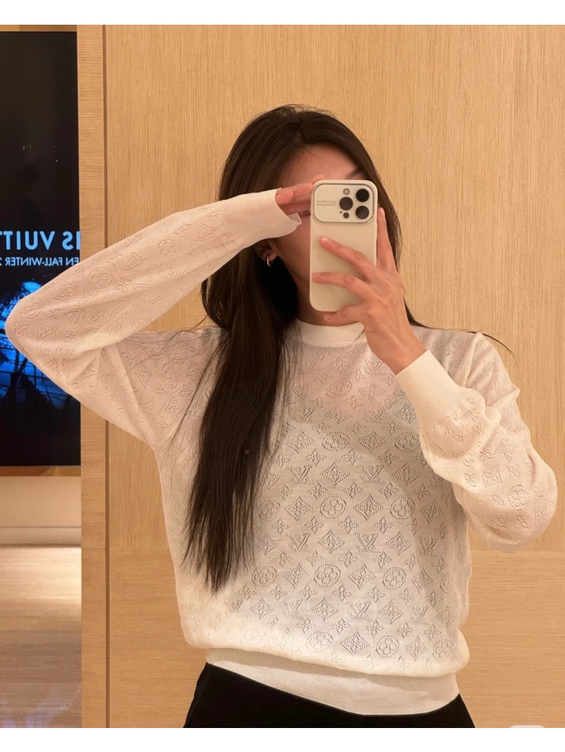 Louis Vuitton Monogram Knitted Round Neck Sweater in Cream White