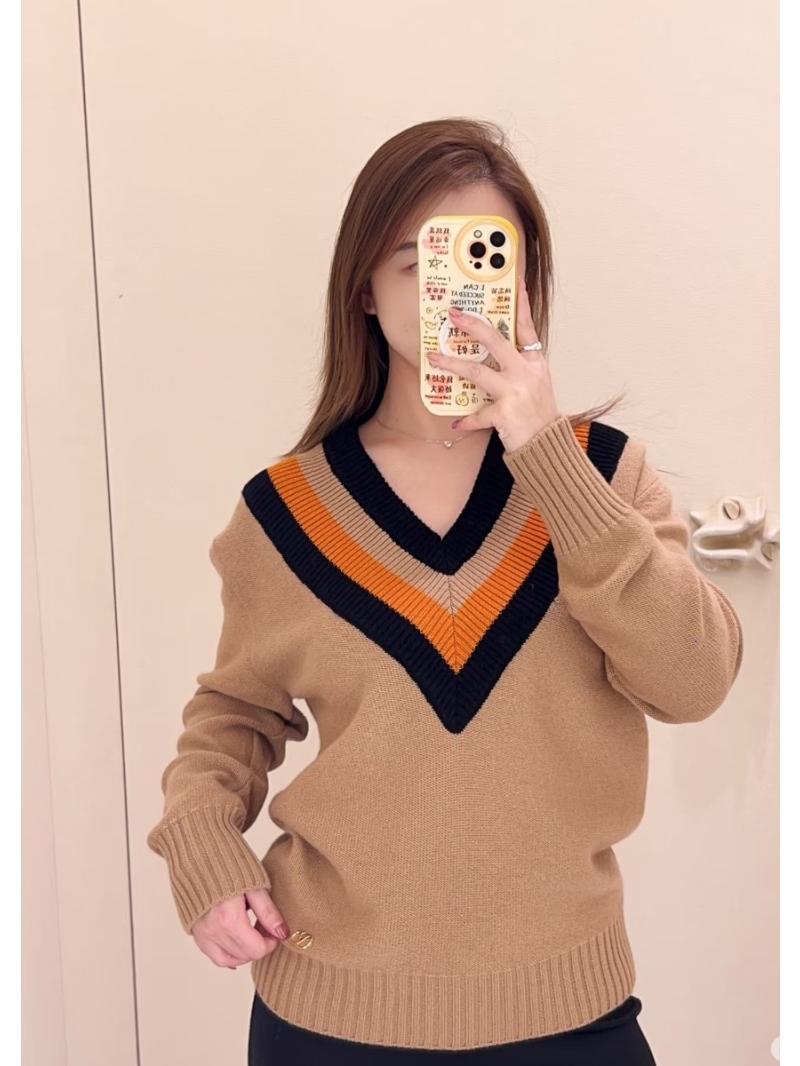 Valentino Cashmere V-Neck Color-Block Sweater – Vintage Collegiate Style