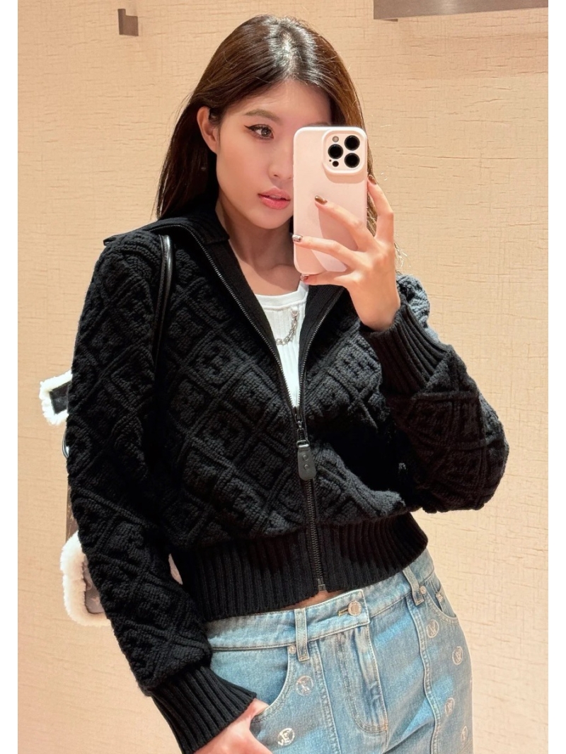 Louis Vuitton LV Ski Collection Limited Edition Black Monogram Jacquard Cashmere Hooded Jacket