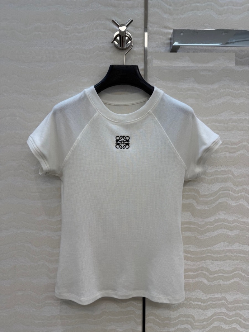 Loewe Sumptuous Lyocell-Wool Blend Raglan Sleeve T-Shirt with Embroidered Anagram Logo - Timeless Slim-Fit Luxe Tee in Polished White