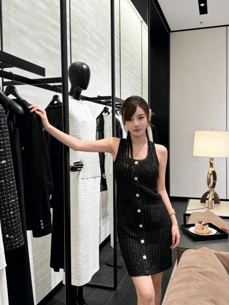 Chanel Sequin Tweed Sleeveless Mini Dress in Shimmering Black