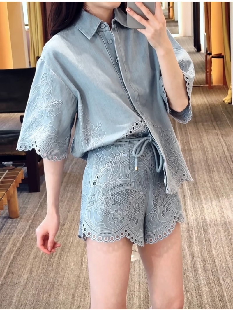 Zimmermann Premium Resort-Style Floral Embroidered Eyelet Denim Shorts in Light Blue