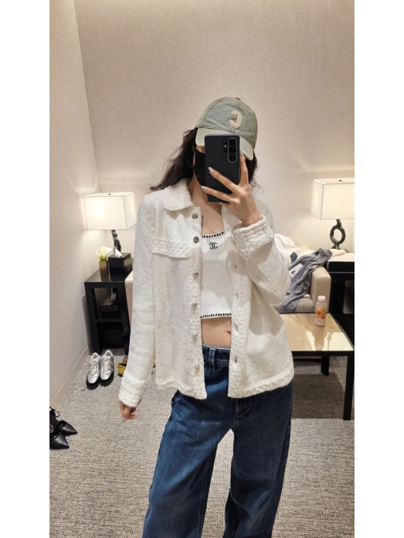 Chanel Mulberry Silk-Blend Knitted Cardigan in White with Signature Metallic Buttons