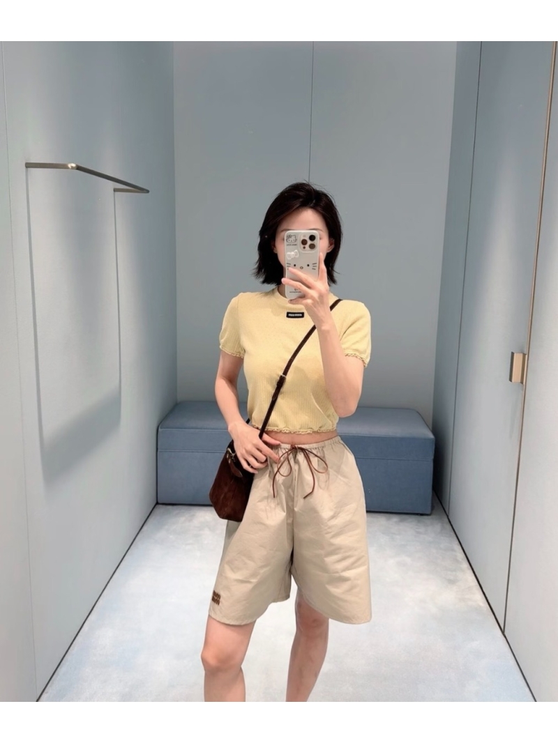 Miu Miu Lace-Trimmed Rib-Knit Cropped Top in Butter Cream