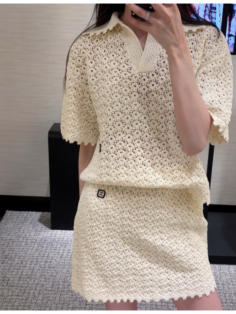 Chanel Coco Beach Crochet Specialty Yarn Resort Mini Skirt in Cream