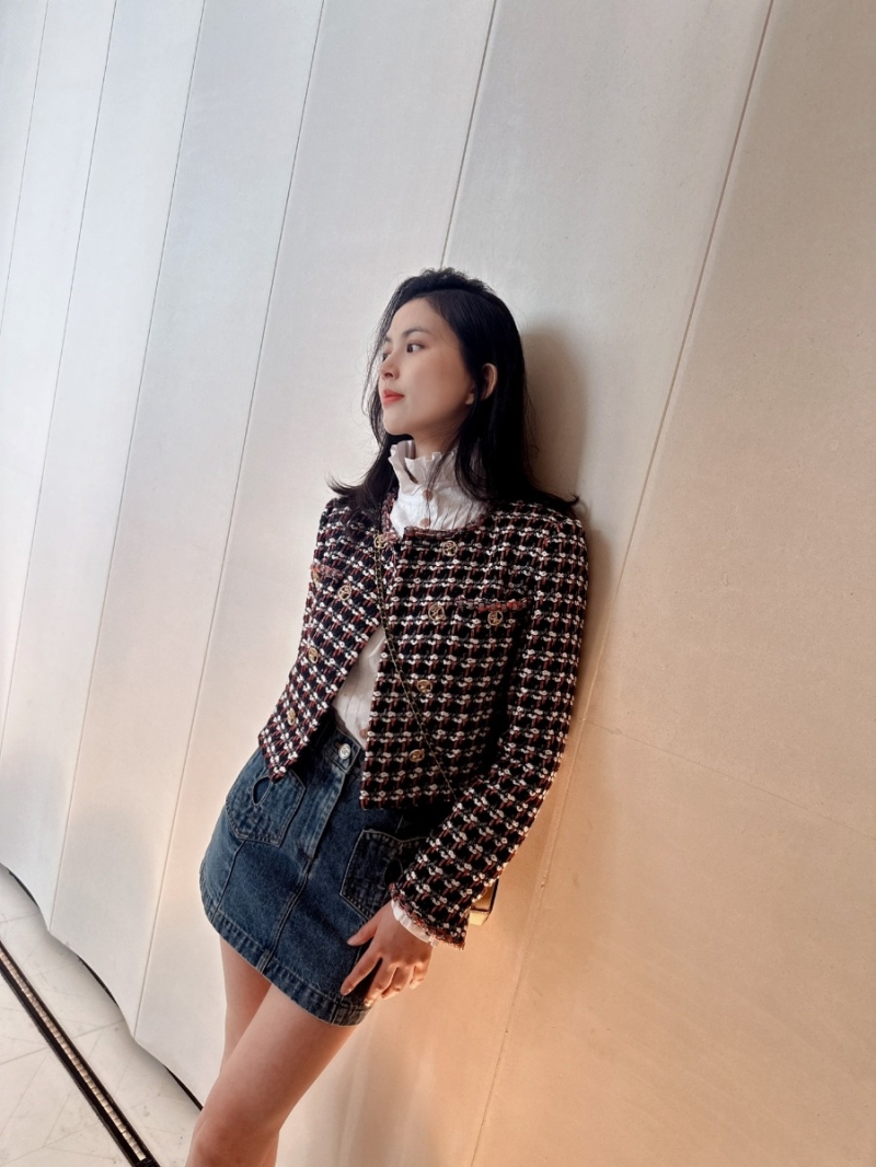 Chanel 24 Early Autumn Collection Red-Blue Checkered Tweed Short Jacket