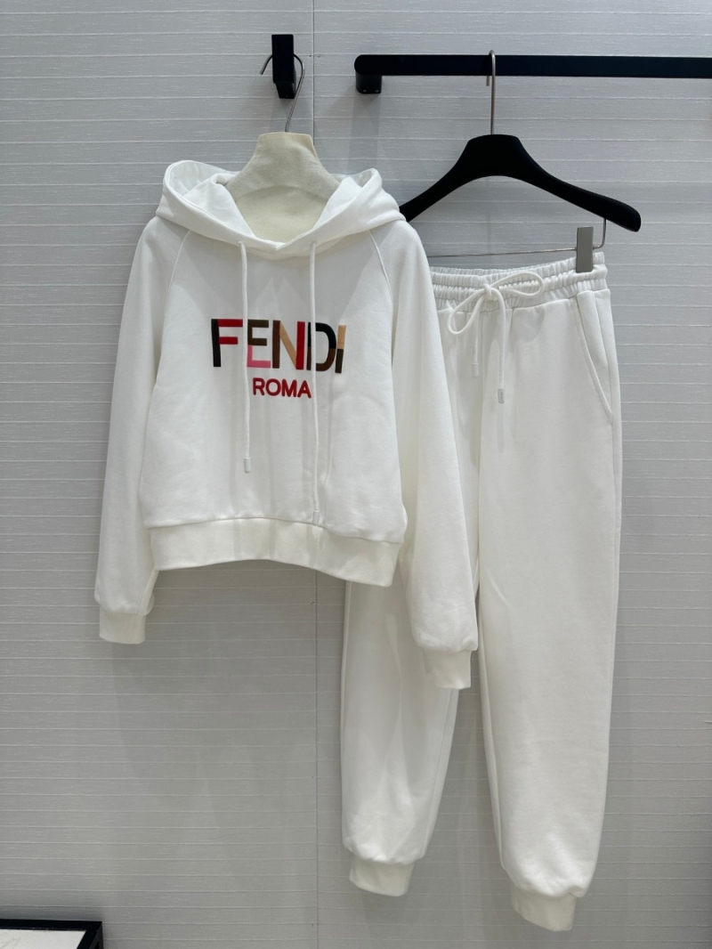 Fendi 24 Pre-Fall Collection Foam Letter Print Hoodie Set - White